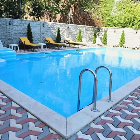 Hotel Estonia Two Kobuleti Kültér fotó