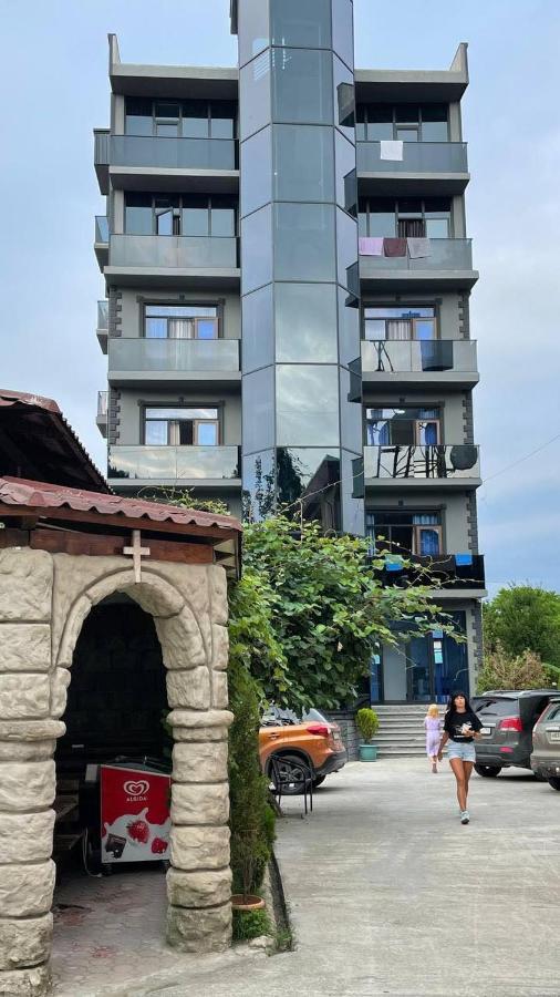 Hotel Estonia Two Kobuleti Kültér fotó