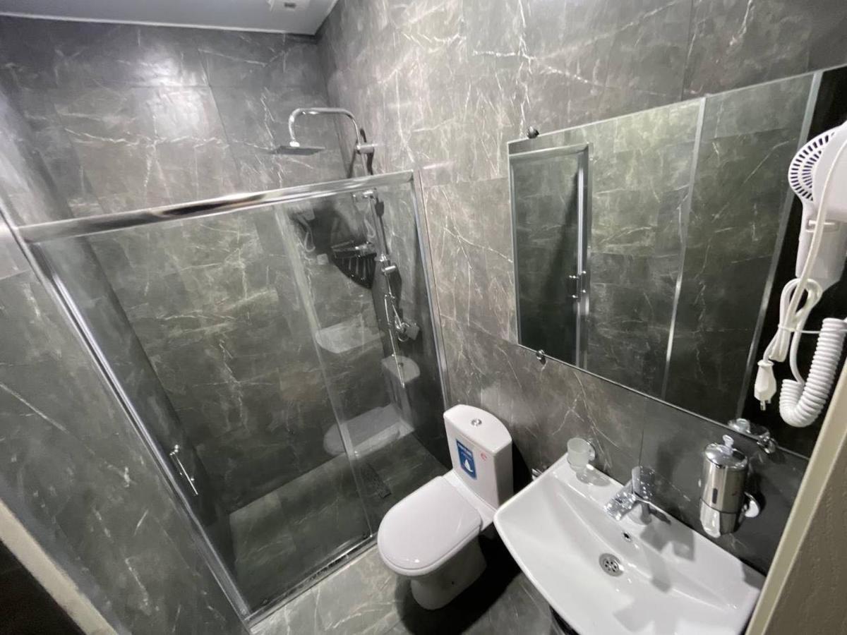 Hotel Estonia Two Kobuleti Kültér fotó