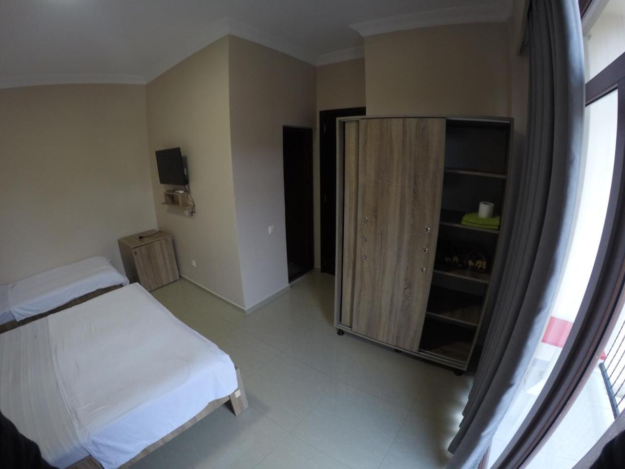 Hotel Estonia Two Kobuleti Kültér fotó