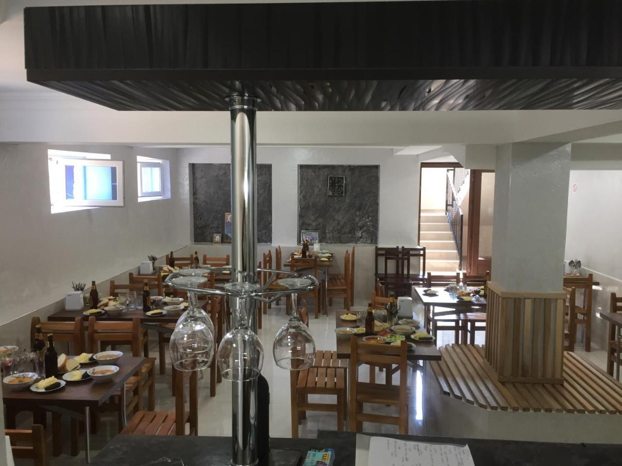Hotel Estonia Two Kobuleti Kültér fotó