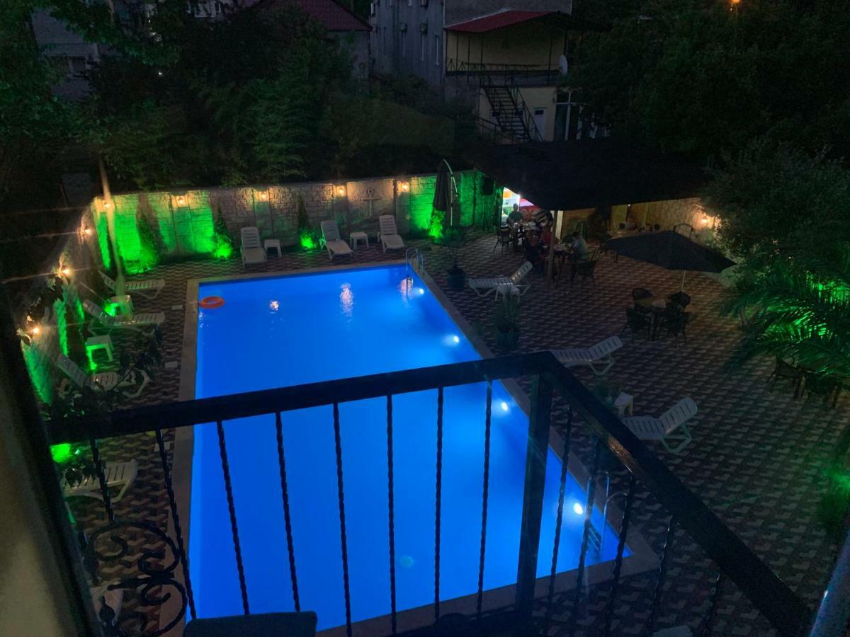 Hotel Estonia Two Kobuleti Kültér fotó