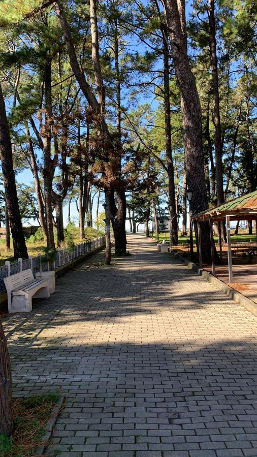 Hotel Estonia Two Kobuleti Kültér fotó